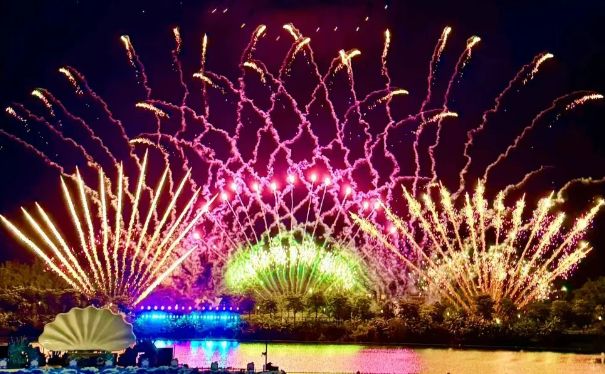 2025广州森林海嬉水乐园七夕烟花秀